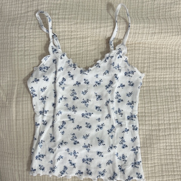 Blue and White Floral Tank - Picture 1 of 1